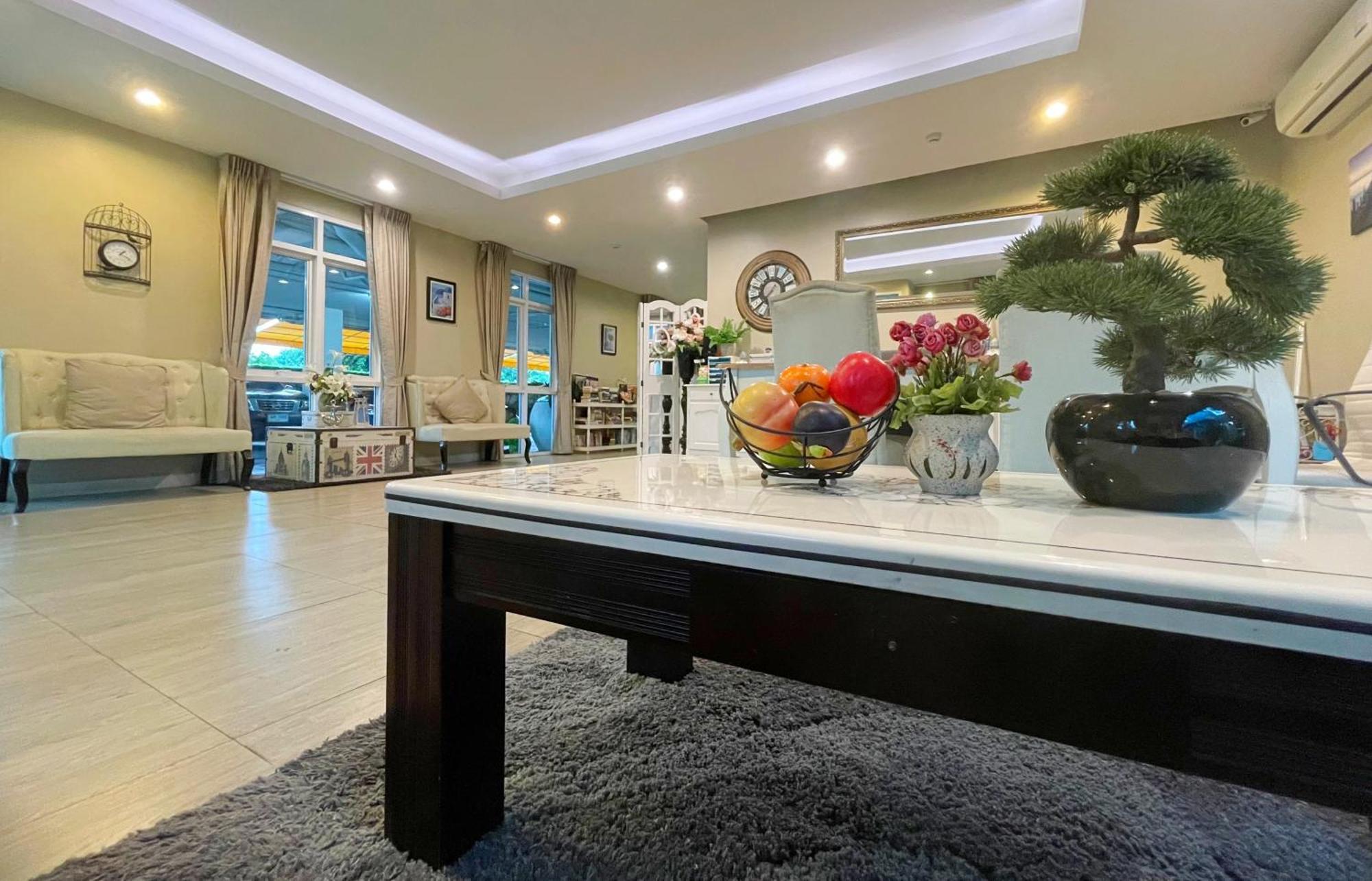 Baan Pattaya By Sabai Hotell Eksteriør bilde